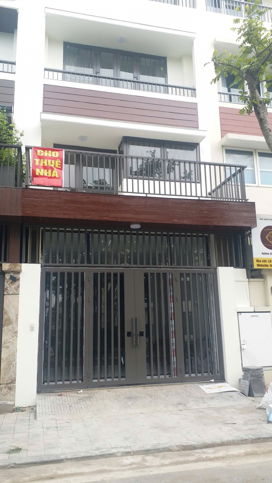 Cho thuê nhà liền kề đầu Trịnh Văn Bô 80m2 5 tầng làm văn phòng kinh doanh