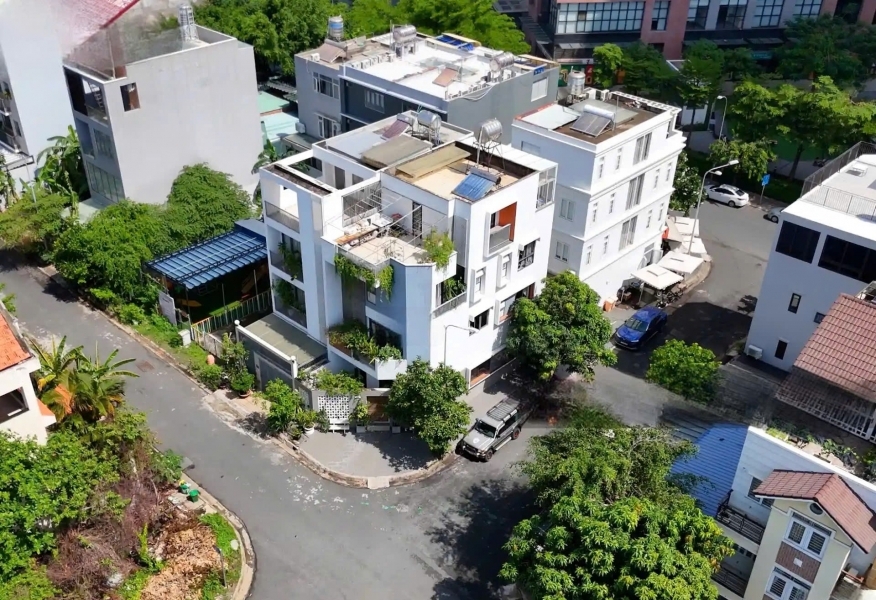 CHO thuê nhà mặt bằng góc 2 mặt tiền phù hợp làm văn phòng CTY Showroom. spa