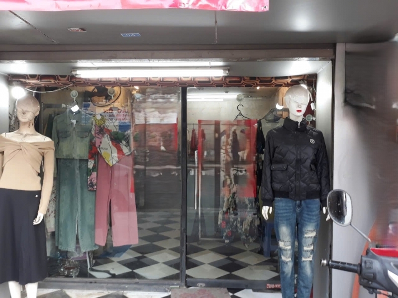 Cho thuê nhà Mặt Phố Tôn Đức Thắng 18m2 vìa hè mt 3m 8 Triệu KD quần áo mỹ phẩm dược