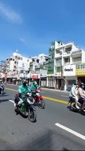 Cho thuê nhà NC 66b Phan Đình Phùng Q. Phú Nhuận giảm giá 25tr còn 20tr/thg cho thuê gấp trong