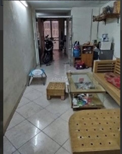 Cho thuê nhà ngõ 160 Giải Phóng 2 tầng x 50m2 3 ngủ 2 WC 8.5 Triệu có tl