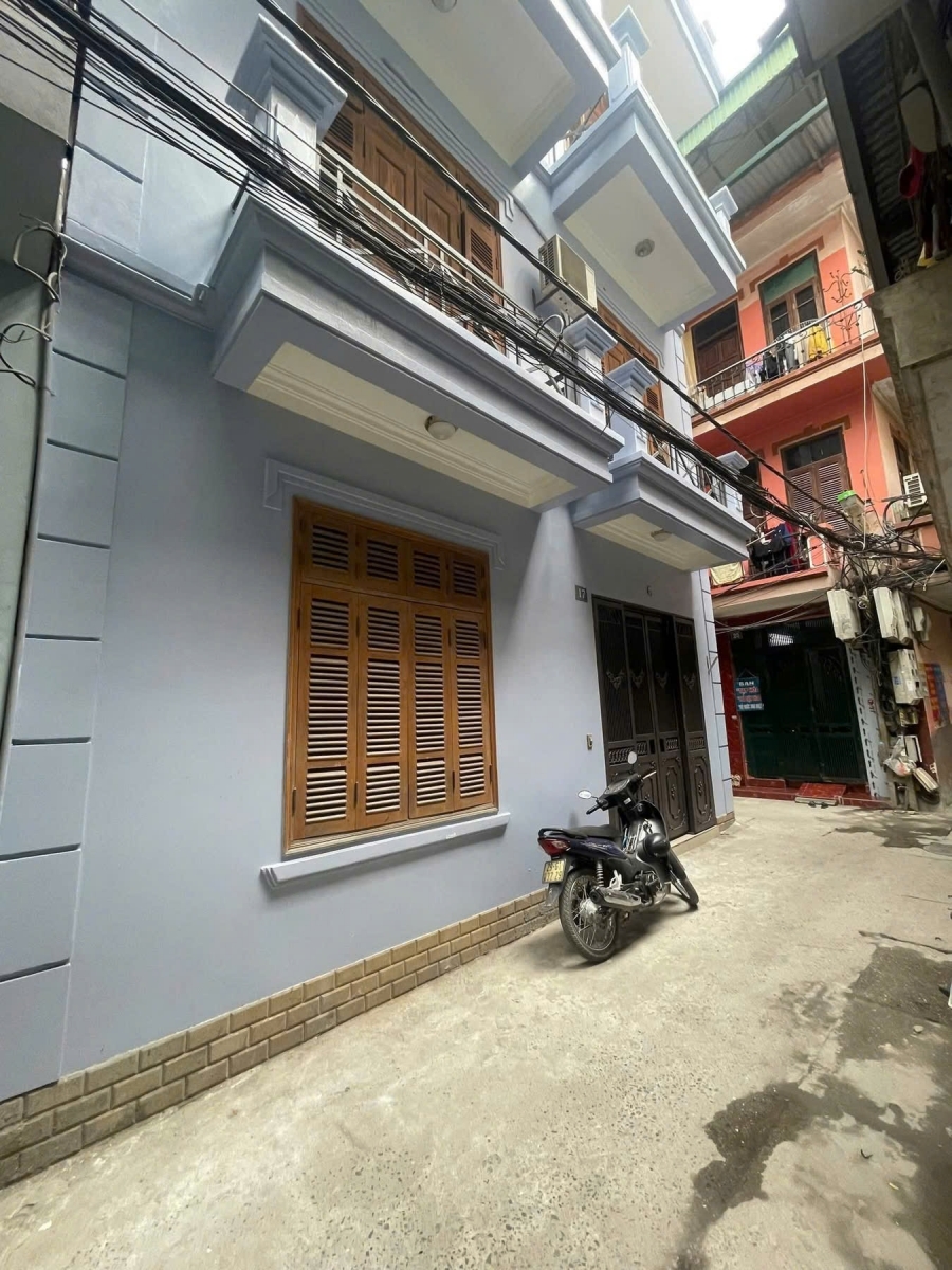 Cho thuê nhà ngõ 198 Dương Văn Bé 53m2 x 3.5 tầng 13 triệu