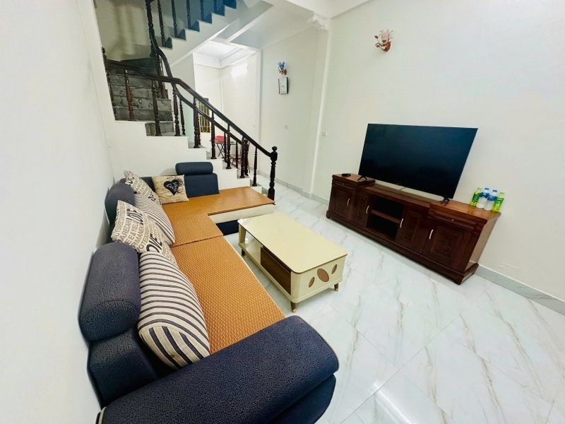 CHO THUÊ NHÀ NGÕ 515 HOÀNG HOA THÁM NGỌC HÀ HÀ NỘI