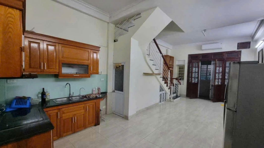 Cho thuê nhà ngõ 54 Ngũ Nhạc 38 m² x 3 tầng 3PN 85 triệu