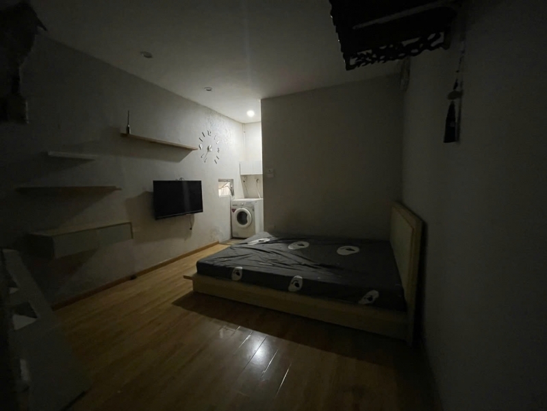 Cho thuê nhà ngõ Khâm Thiên Đ.Đa 28m² x 3 tầng + nửa tum 3PN 2 WC 8 Triệu/tháng