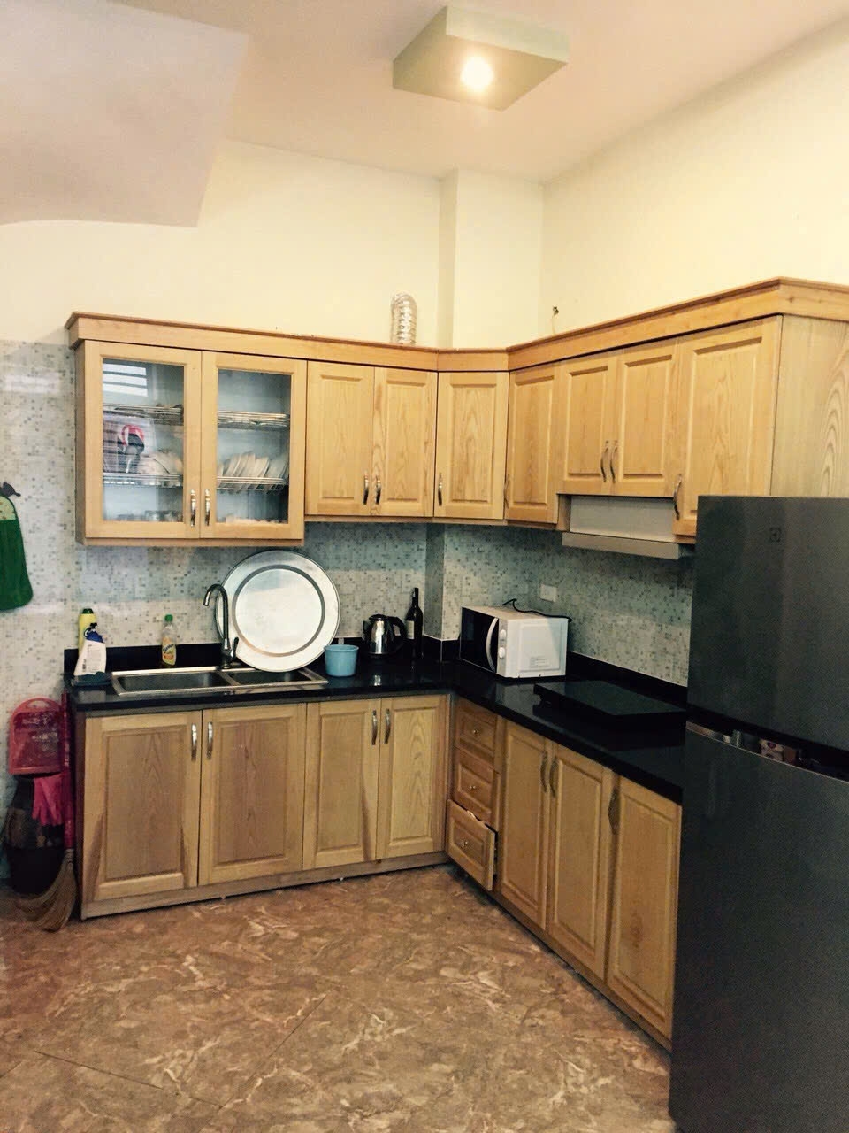 Cho thuê nhà ngõ Xuân La 34m2*5 tầng 3pn3vs 13 triệu