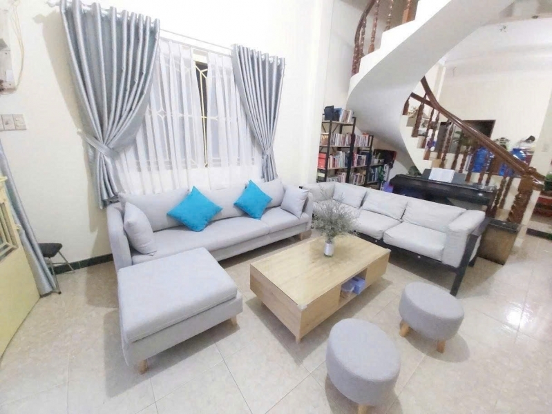 CHO THUÊ Nhà Nguyên Căn 130m2 Gò Vấp – 3PN 2WC – Hẻm 4m An Ninh – Phù Hợp Ở & KD Online