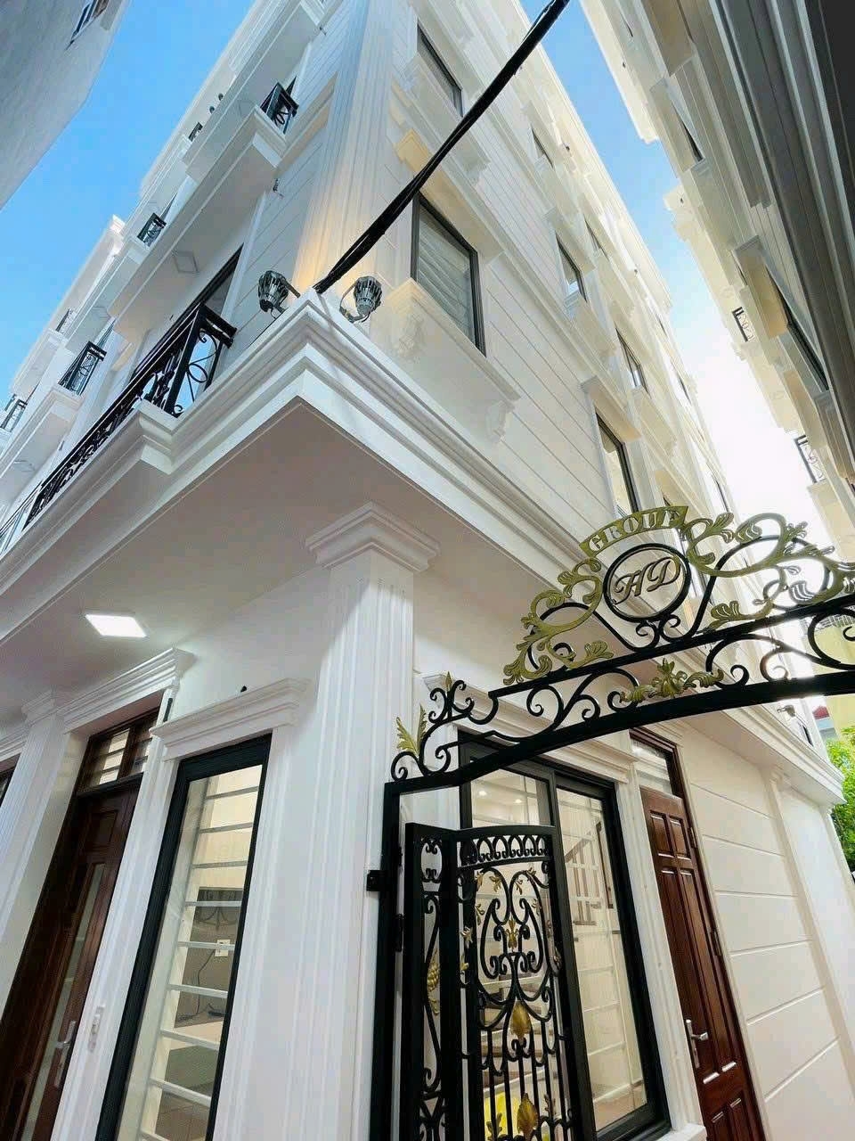 Cho thuê nhà nguyên căn 5 tầng tại Đức Diễn phường Phúc Diễn Bắc Từ Liêm HN
