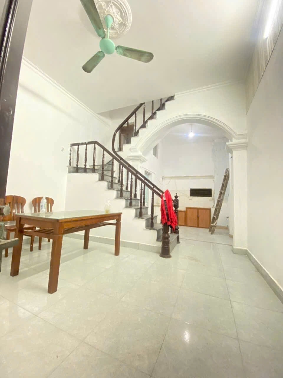 Cho thuê nhà Nguyên Căn 576 Trương Định 40m2 x 3 tầng 3 ngủ Giá 10tr5