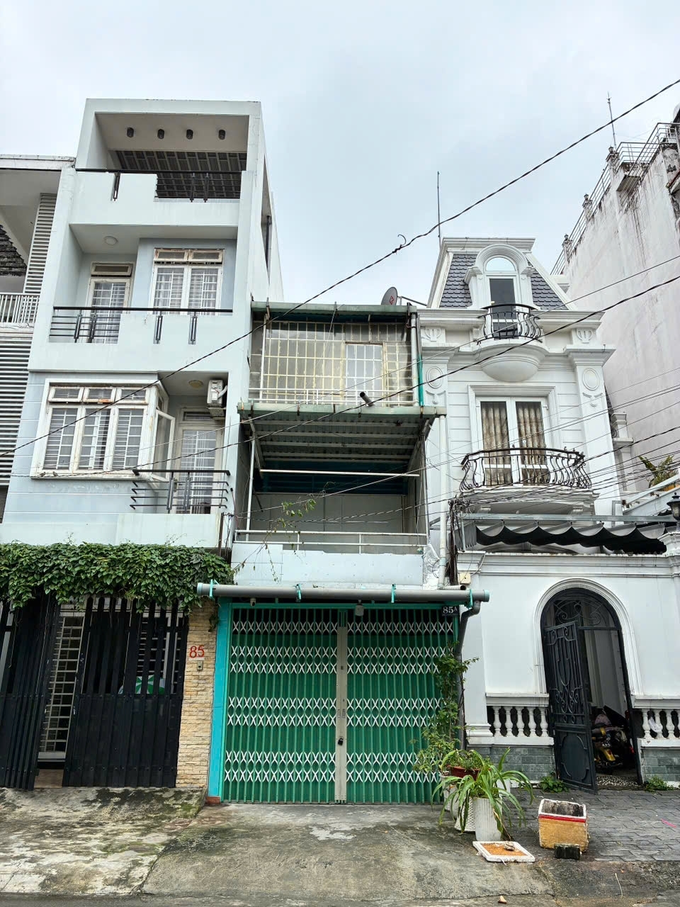 CHO THUÊ NHÀ NGUYÊN CĂN MẶT TIỀN – TÂN QUY QUẬN 7 – GIÁ RẺ