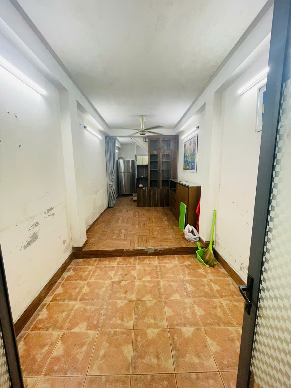 Cho thuê nhà nguyên căn ngõ 219 Tôn Đức Thắng 33m2 x 4 tầng 4 ngủ3 wc 12 Triệu/th