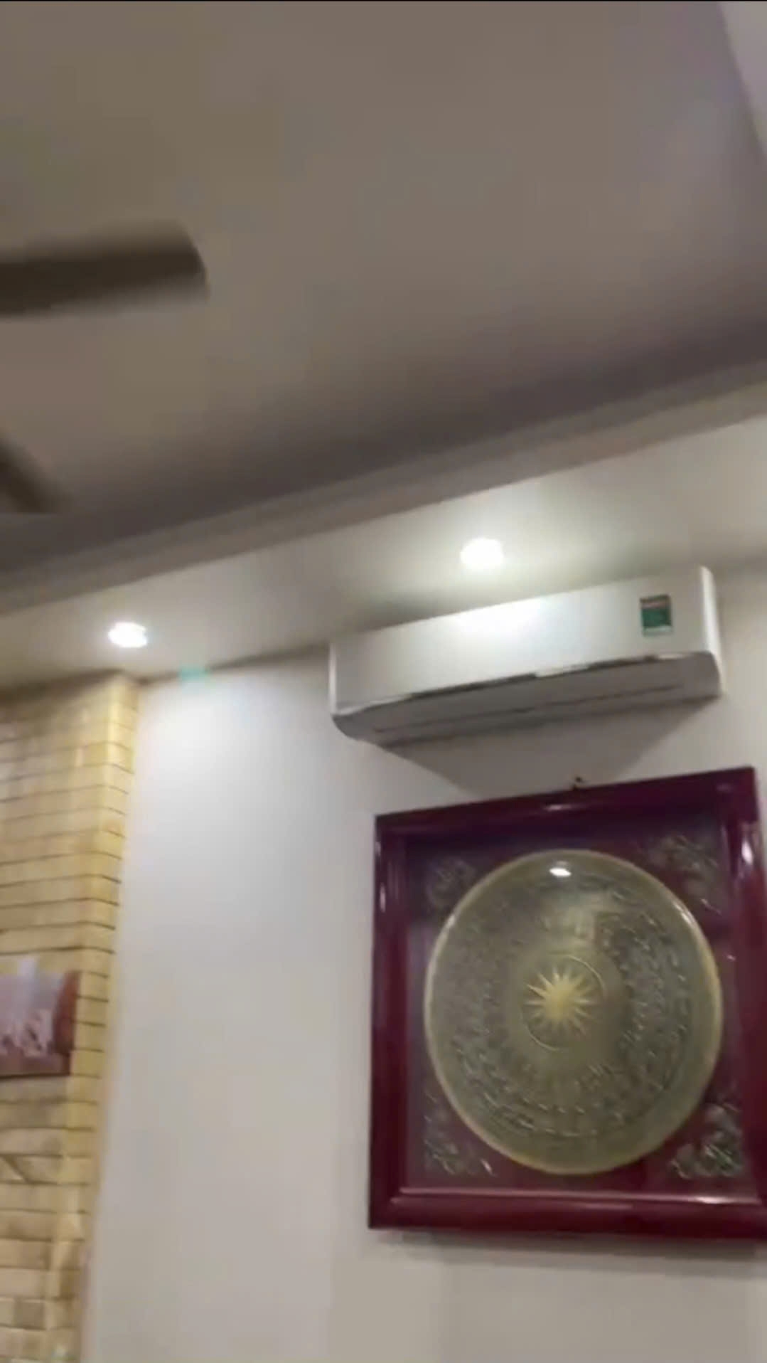 Cho thuê nhà nguyên căn ngõ 42 Thịnh Liệt 50m2 x 4 tầng.4 ngủ.3 wc.12 triệu