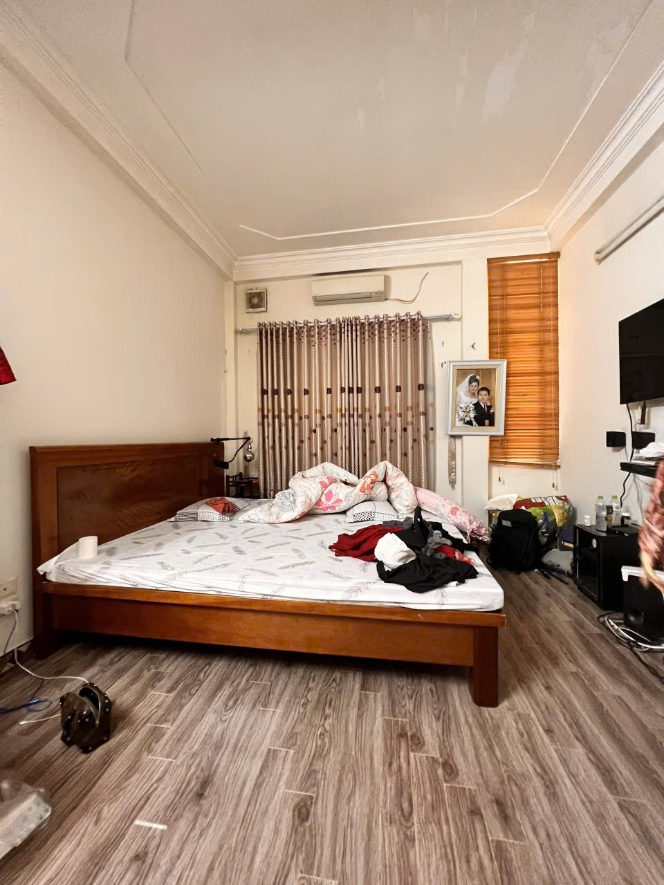 Cho thuê nhà nguyên căn Phạm Ngọc Thạch 50m² x 4 tầng 4 PN 3 WC 16 triệu