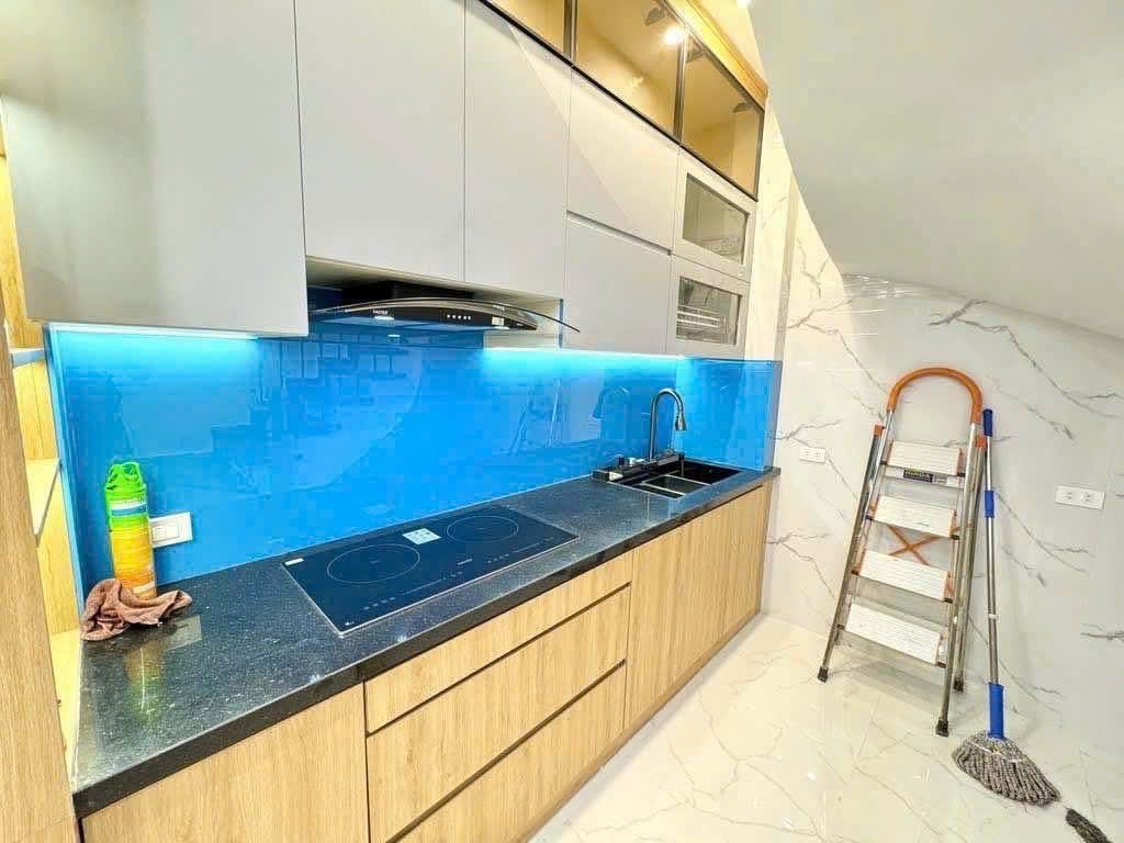 Cho thuê nhà Phố Giáp Nhị 5 tầng 3 ngủ 11 Triệu Full đồ vào ngay ở gđ nhóm đi làm