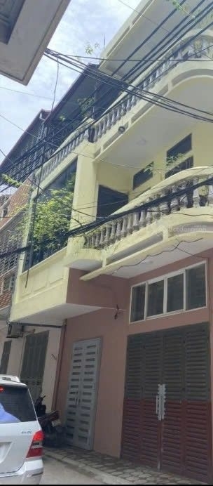 Cho thuê nhà Phố Minh Khai kinh doanh kết hợp ở lại kho trụ sở c.ty 100m2 13.5 Triệu