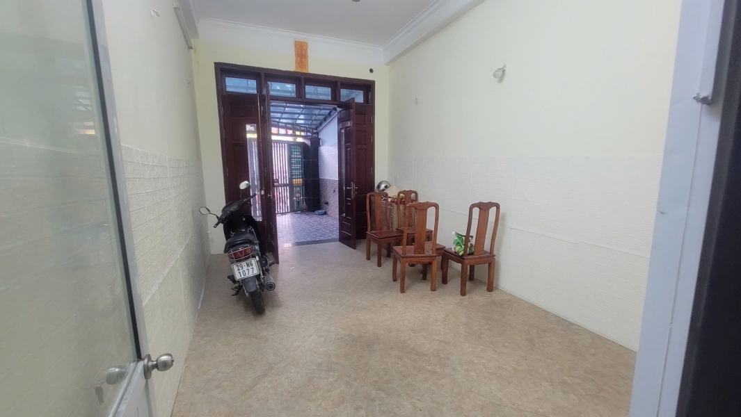 Cho thuê nhà phố Thịnh Liệt 4 tầng x 50m2 KD tốt 19 Triệu