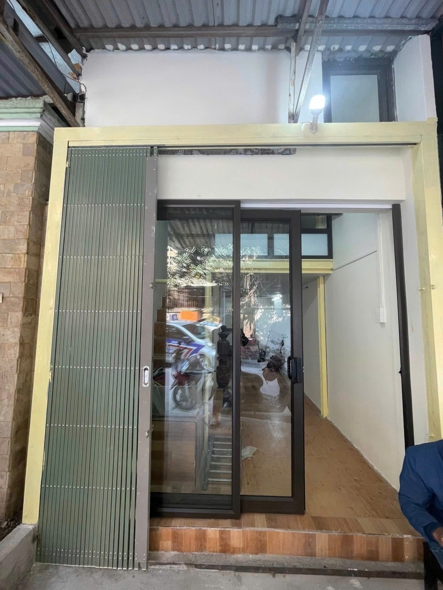 Cho thuê nhà riêng 1 tầng tại Nghĩa Tân 40m² gồm 2 ngủ 1 vệ sinh 6.5 triệu