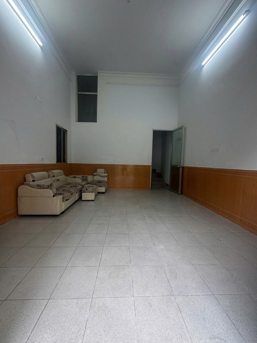 Cho thuê nhà riêng 42m² × 3 tầng tại Hoàng Hoa Thám 2 ngủ 2 vệ sinh 8.5 triệu