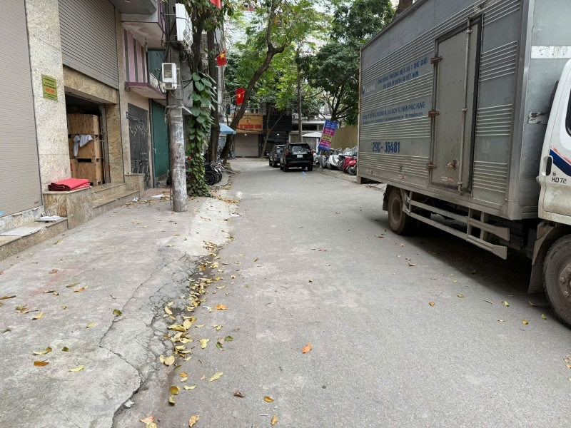 Cho thuê nhà riêng KĐT Đền Lừ 30m² × 5 tầng 7 PN 4 vệ sinh 13 triệu