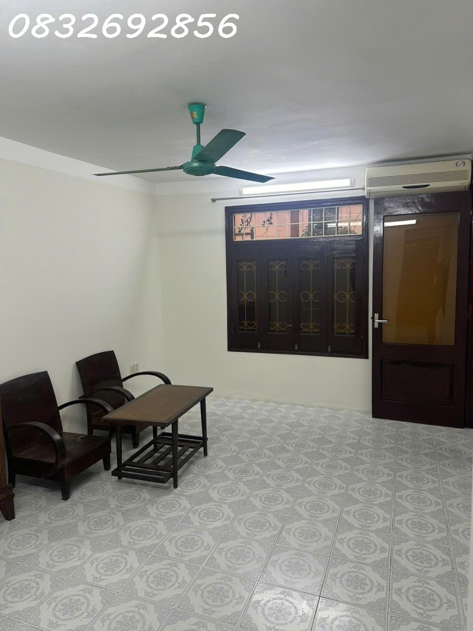 Cho thuê nhà tầng 3-D3 nhà lắp ghép P.Giảng Võ Hà Nội DT 51m2 3 phòng khu bếp vệ sinh