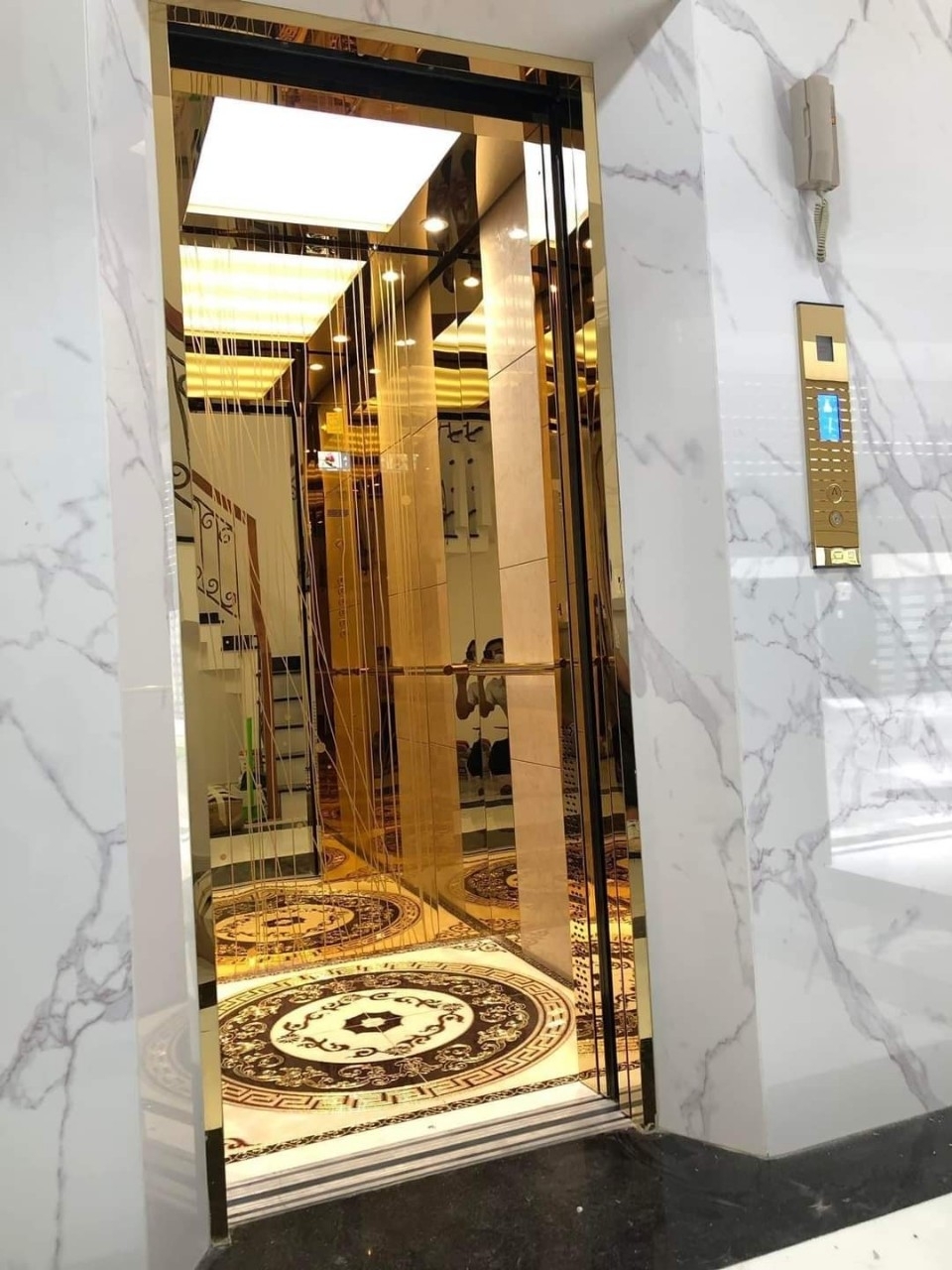 Cho thuê nhà THANG MÁY PCCC Vỉa hè 851m2- 8T P. Đào Tấn_229 Tr