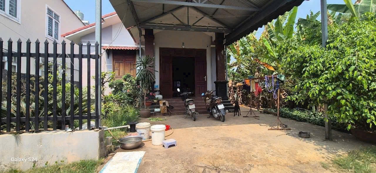 Cho thuê nhà vườn đẹp 200m2 đường oto gần KDC Tân Phong chỉ 75tr