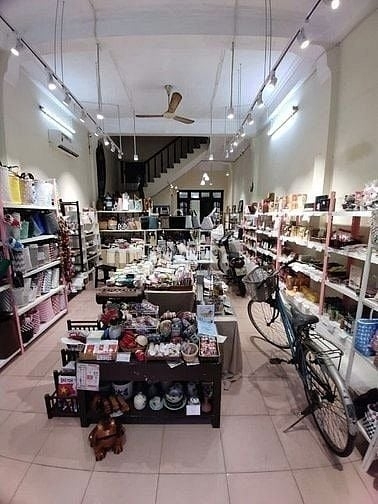 CHO THUÊ TẦNG 1 LÀM CỬA HÀNG VĂN PHÒNG KINH DOANH GIÁ 45TRIỆU ( có thương lượng)