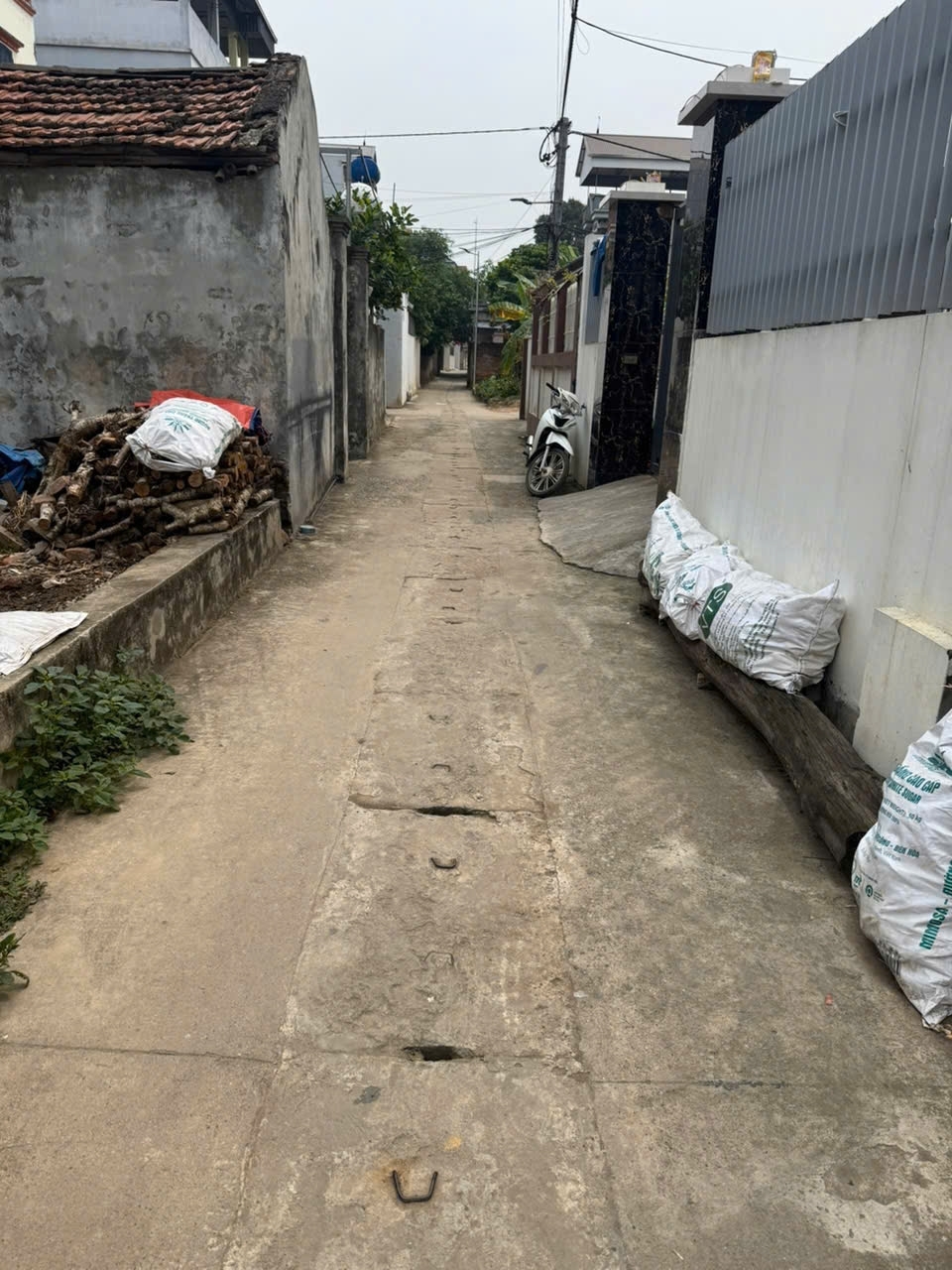 Chủ cần bán gấp mảnh đất 74m trung tâm thị trấn Chi Đông cũ gần KCN Quang Minh