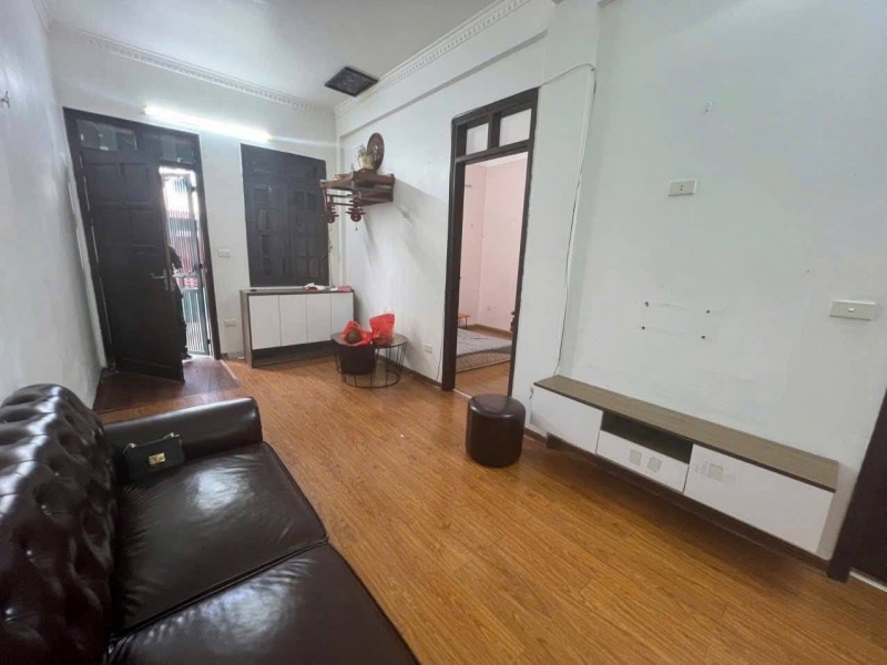 Chung cư Phố Quan Nhân/Thanh Xuân. Tầng 4 Căn góc 54/70m-2PN 2WC 2 ban công. 49 tỷ