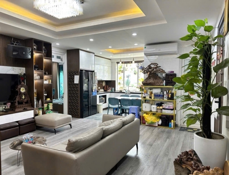 Chung Cư Văn Phòng TW Đảng – 3PN – Full Nội Thất – Có Slot Ô Tô Giá 5.75 tỷ