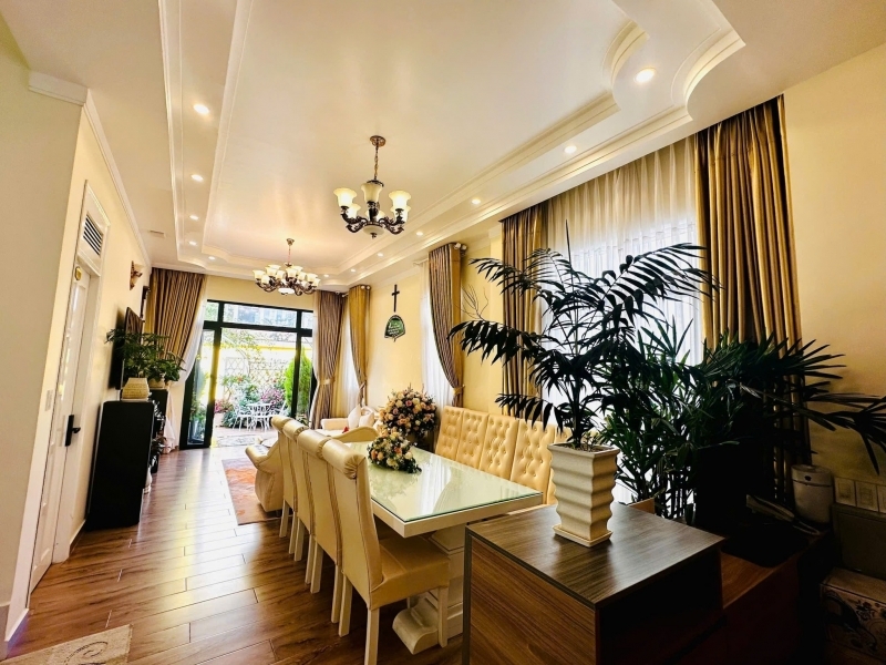 Cơ Hội Sở Hữu Biệt Thự Đẹp Tại Đà Lạt đường Nguyễn An Ninh 225m2