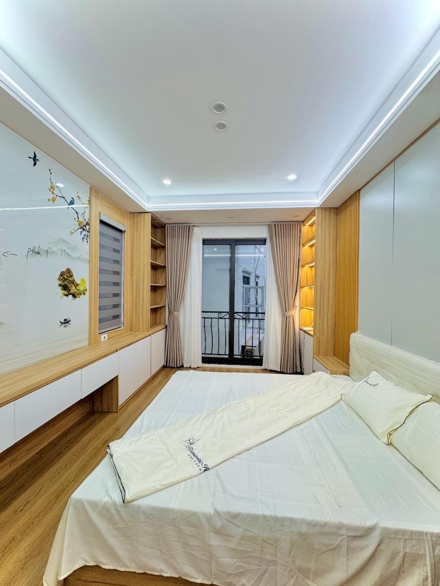 Cực hiếm! Phân lô Hồng Mai, ô tô đỗ cửa, ngõ thông kinh doanh - 46m2 4 tầng - 12.2 tỷ