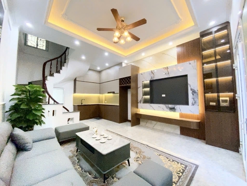 ĐA SỸ KIẾN HƯNG 32M _ 5 TẦNG FULL NỘI THẤT _NGÕ THÔNG _15M ÔTÔ TRÁNH _VIEW KĐT LUXURY NHỈNH 8 TỶ _
