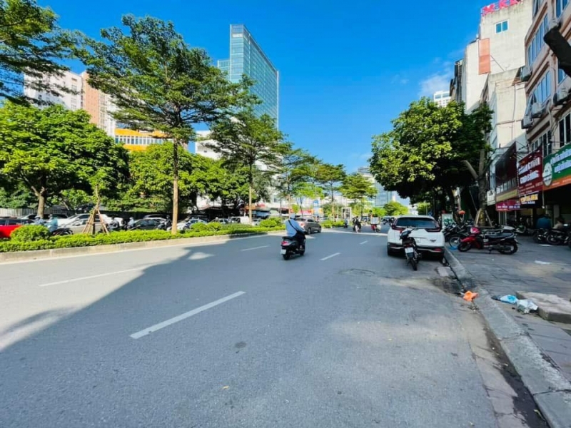 ⚜️ ĐẮC ĐỊA MẶT PHỐ TRUNG KÍNH ĐÔI 165M2 C4 MT 6.5M XÂY TÒA SIÊU ĐẸP CHỈ 125 TỶ ⚜️