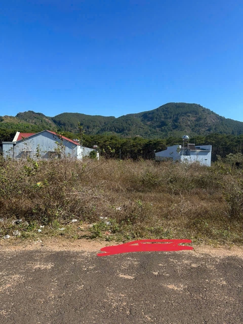 ĐẤT ĐẸP – GIÁ TỐT - Bán Đất Chính Chủ Tại Tổ 3 Đường Chính Vành Đai Xã Mang Yang Gia Lai