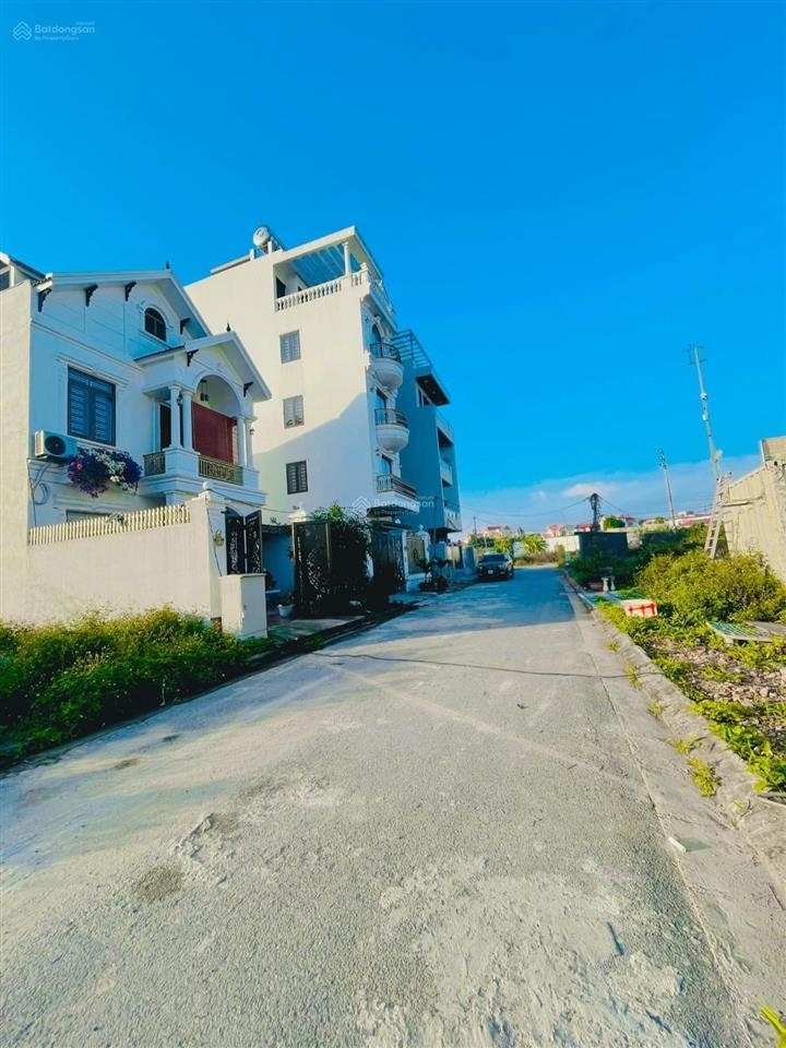 Đất dịch vụ Song Phương Hoài Đức dt78m2 mặt tiền 51m đường 12m giá chỉ 143tr/m2