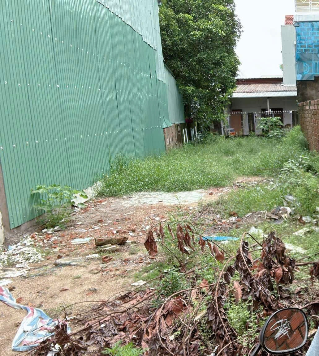 ♣ Đất kiệt Ô tô sát đường Cách Mạng Tháng 8 120m2 ngang 5.4m 3.x tỷ