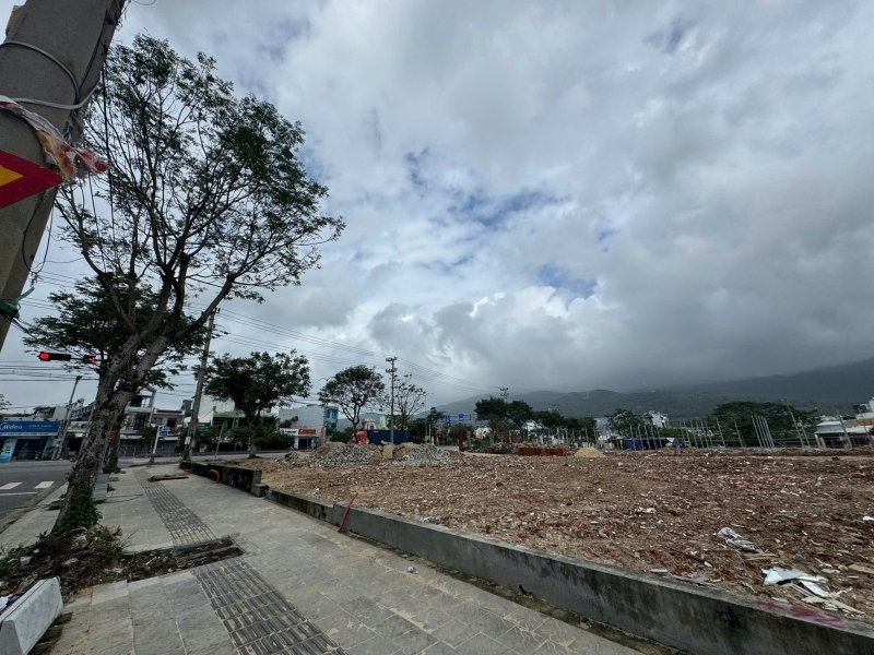 Đất mặt tiền Ngô Quyền 119m2 giá 93 tỷ gần chợ mới