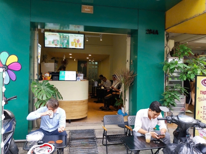 DO KHÔNG CÓ THỜI GIAN TRỰC TIẾP QUẢN LÝ MÌNH CẦN SANG NHƯỢNG QUÁN CAFE