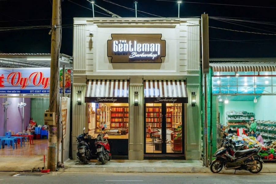 Do thiếu nhân sự nên em cần chuyển nhượng lại salon tóc gần khu công nghiệp Giao Long- Bến Tre.