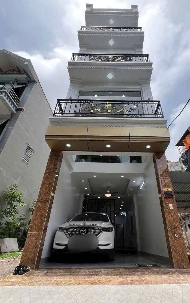 Đông Mỹ Thanh Trì 4 tầng 8.6 tỉ thang máy nhập khẩu full nội thất xịn