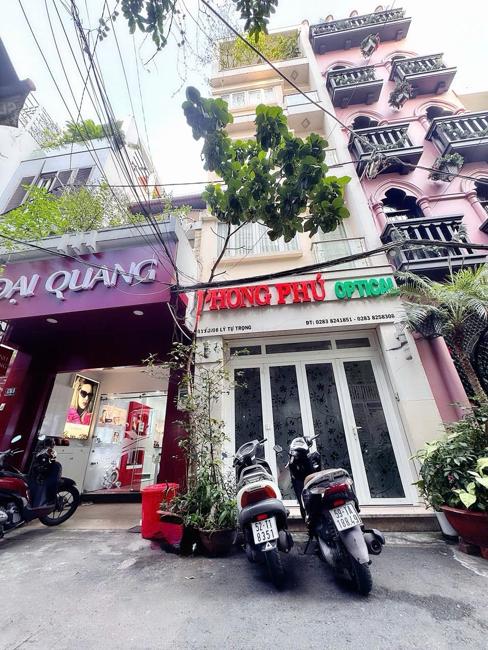 DÒNG TIỀN SIÊU KHỦNG 200TR/TH - BÁN KS 5 TẦNG MẶT TIỀN HXH Đ.LÝ TỰ TRỌNG BÊN THÀNH QUẬN 1 - DT 62M2