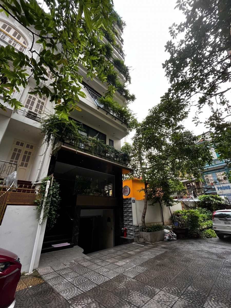 [Duy nhất] bán nhà Liễu Giai – Đào Tấn ô tô vào nhà 6 tầng thang máy 23 tỷ