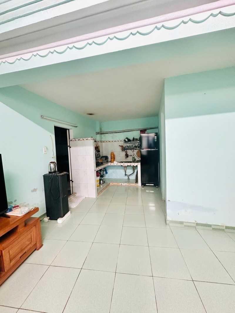 ► Gần MT Lương Thế Vinh đi bộ ra Biển 42m2 lửng đúc cứng cáp 2PN 3.x tỷ