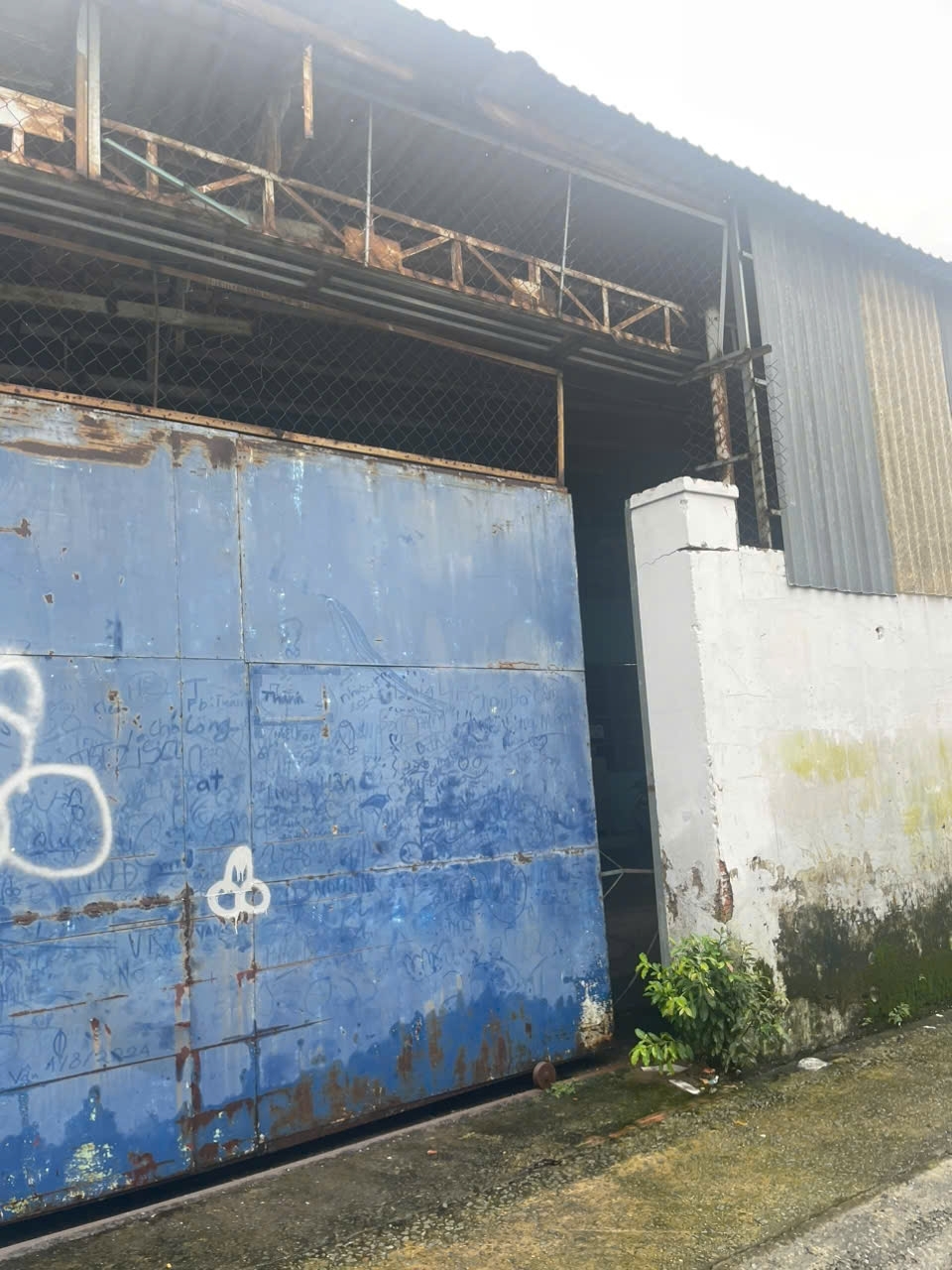 Gấp bán kho vip (57x45) mặt tiền Đông Hưng Thuận 17 Q12. full xưởng cho thuê dòng tiền tốt