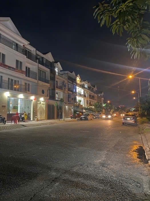 GẤP BÁN KHU HIẾM NHÀ BÁN - MẶT TIỀN KINH DOANH 267M² ĐƯỜNG NHỰA 16M ĐÔNG HƯNG THUẬN Q12