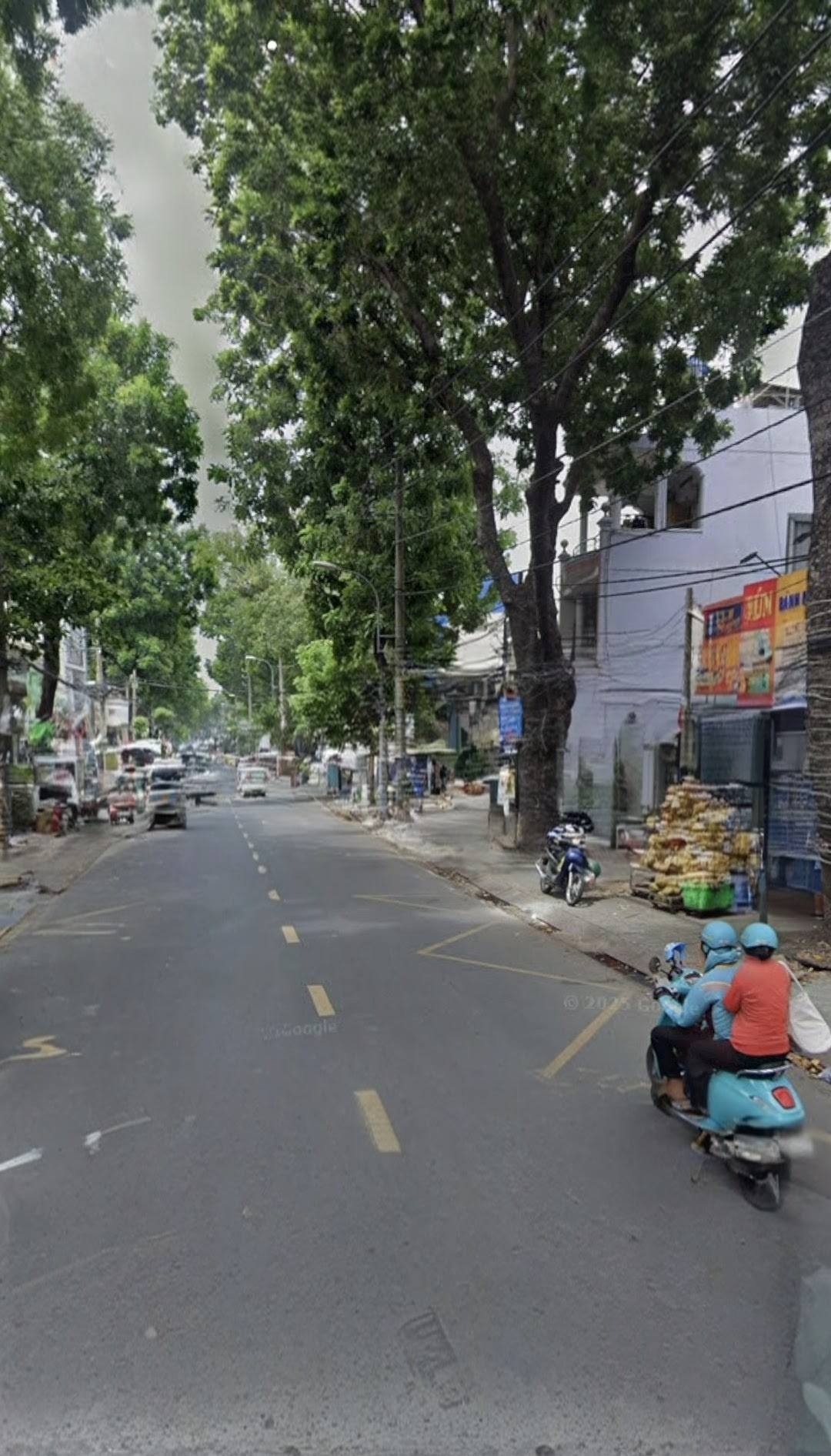 Gấp bán  nhà 3 tầng  P15 Gò Vấp  hẻm xe hơi tránh nhau rộng rãi 8m thông -giá 7ty2