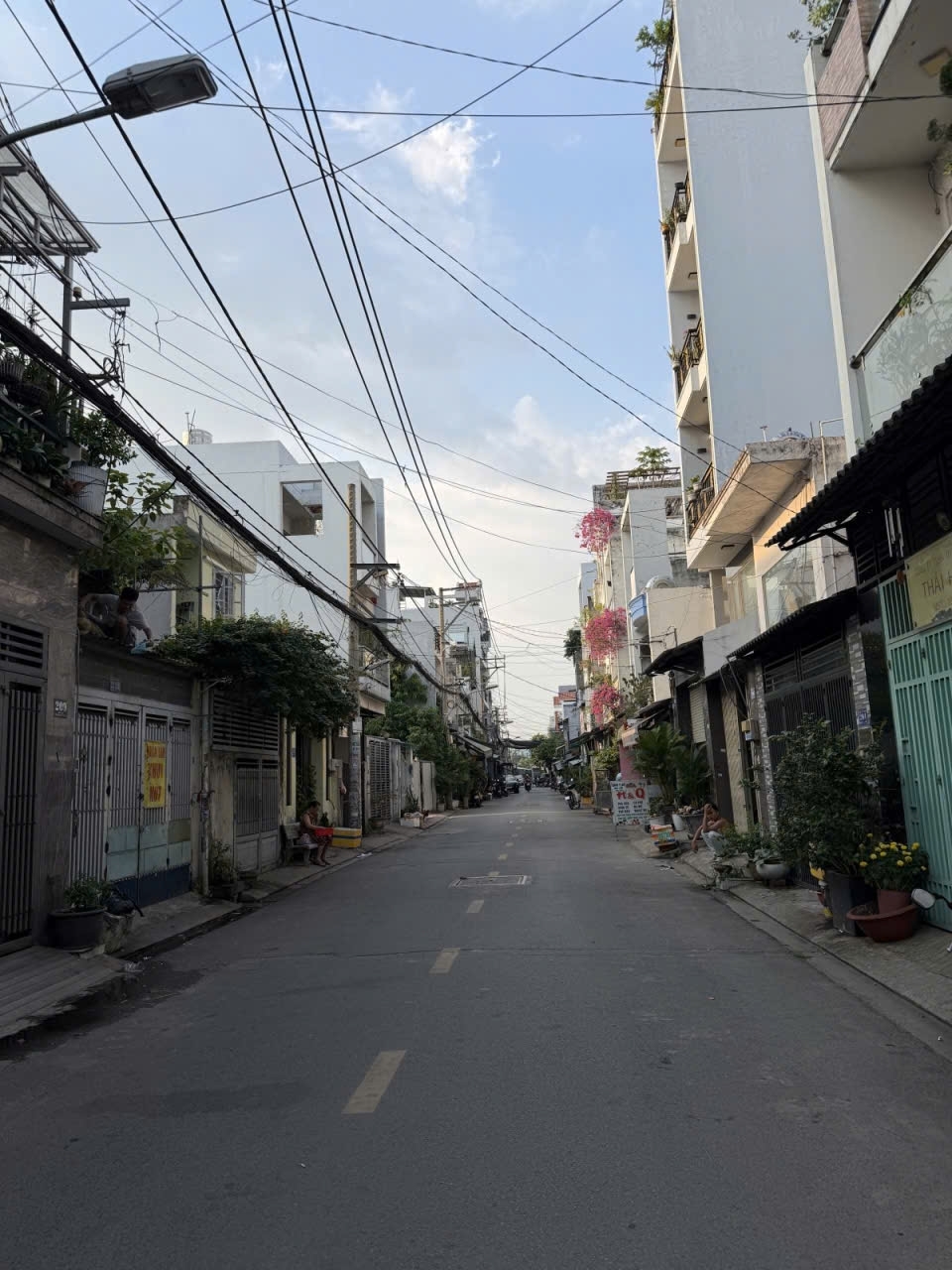 Gấp Bán nhà mặt tiền Kinh Doanh Đ số 11 BHH gần chợ 26/3 khu VIP 54m2 - 2 tầng 6 tỷ 7