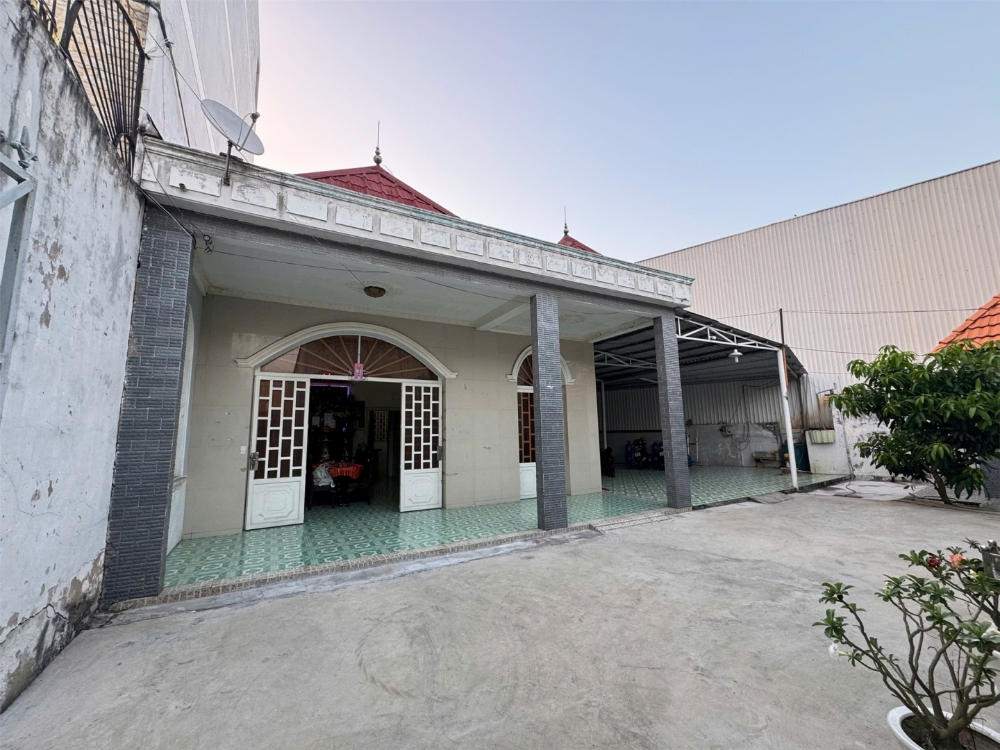 GIÁ TỐT - CHÍNH CHỦ Cần Bán Nhanh Nhà Và Kho Vị Trí Tại Huyện Bình Chánh TP HCM