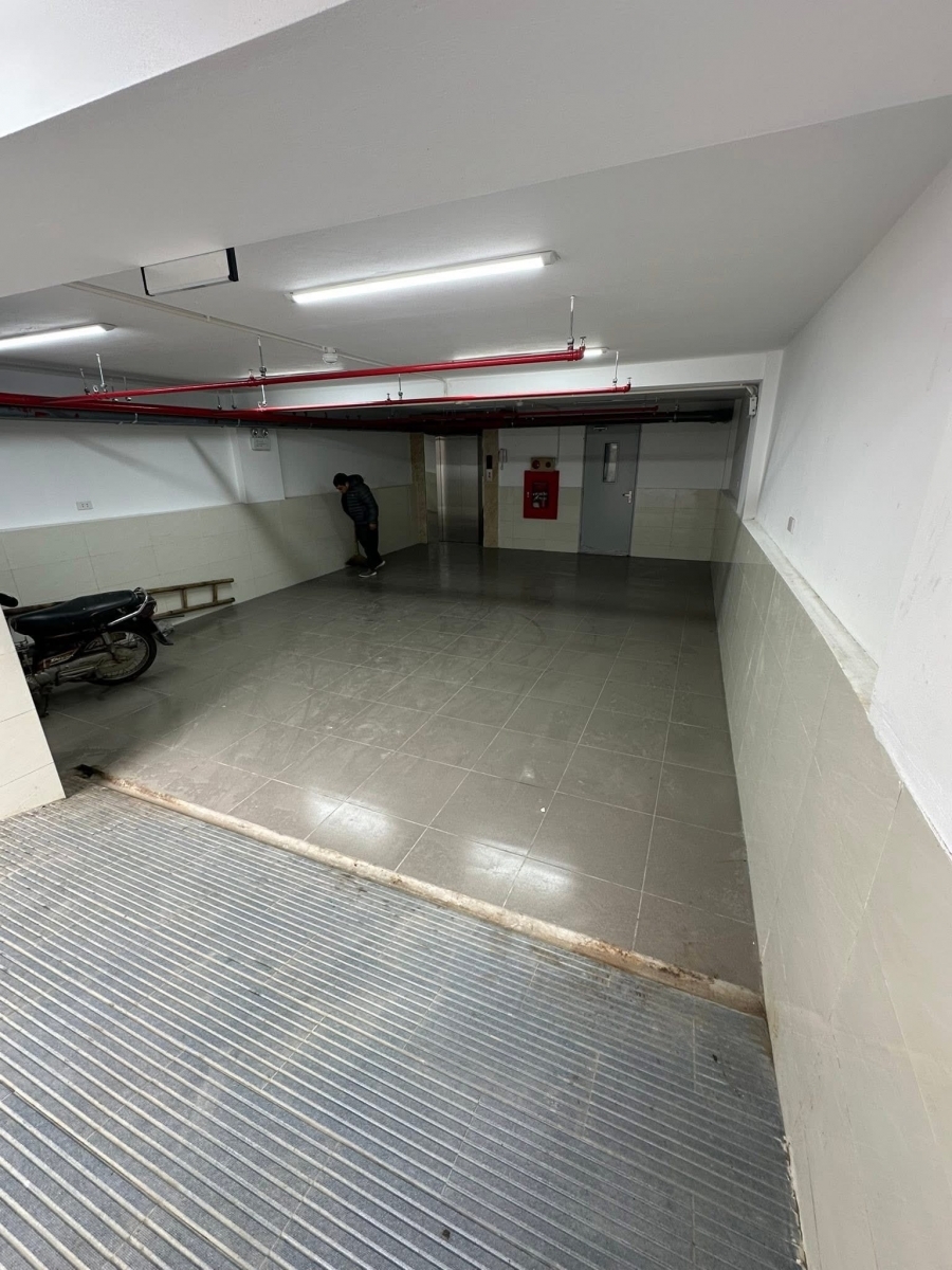 Giảm chào 2 tỉ! Bán nhà mặt phố Nguyễn Ngọc Nại 120m2 8 tầng 1 hầm mặt tiền 6m nhỉnh 65 tỷ dòng